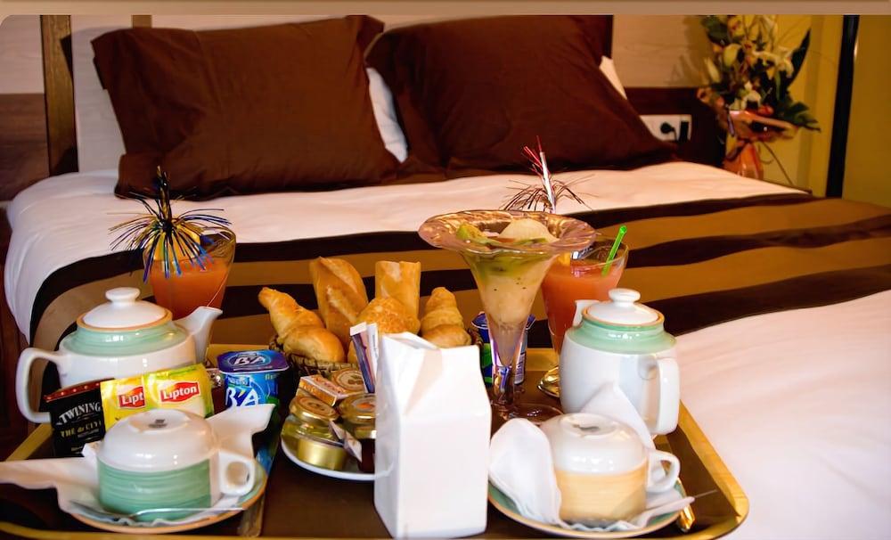 Best Western Hotel De Paris Laval  Eksteriør billede